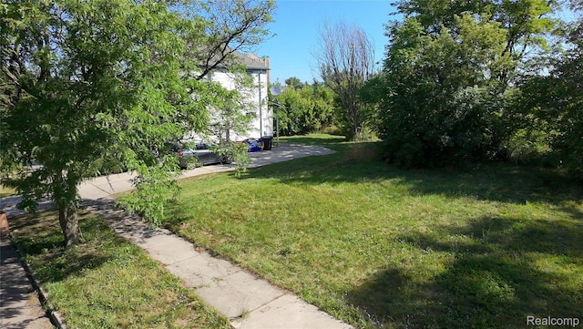 6208 Wabash St, Detroit, MI 48208 - photo 2