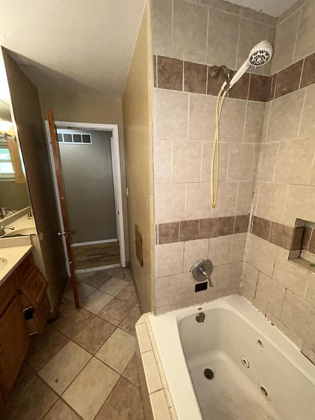 5323 Elmsford Dr, Flint, MI 48532 - photo 4