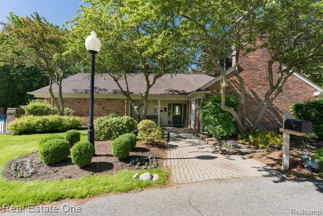 1556 Gas Light Ln Unit 199, Rochester Hills, MI 48306 - photo 40