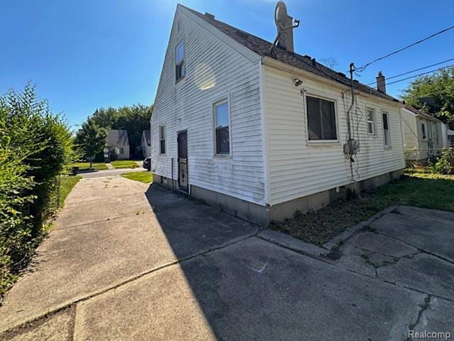 8491 Heyden St, Detroit, MI 48228 - photo 3