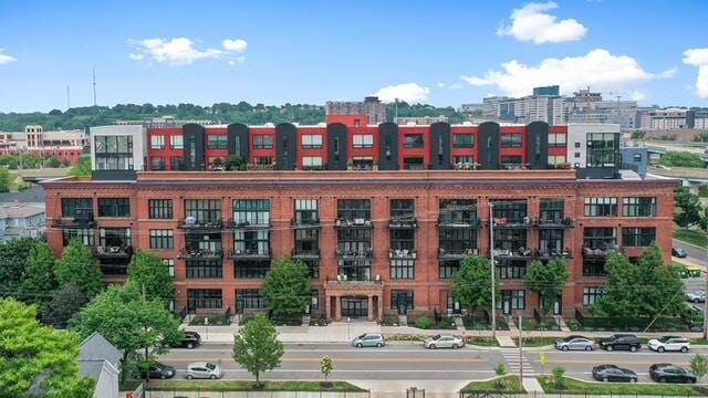 600 Broadway Ave NW Unit 113B, Grand Rapids, MI 49504 - photo 3