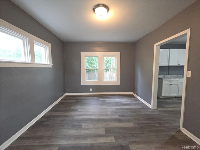 14572 Terry St, Detroit, MI 48227 - photo 6