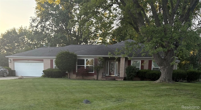 1329 Arrowwood Ln, Grand Blanc, MI 48439 - photo 1