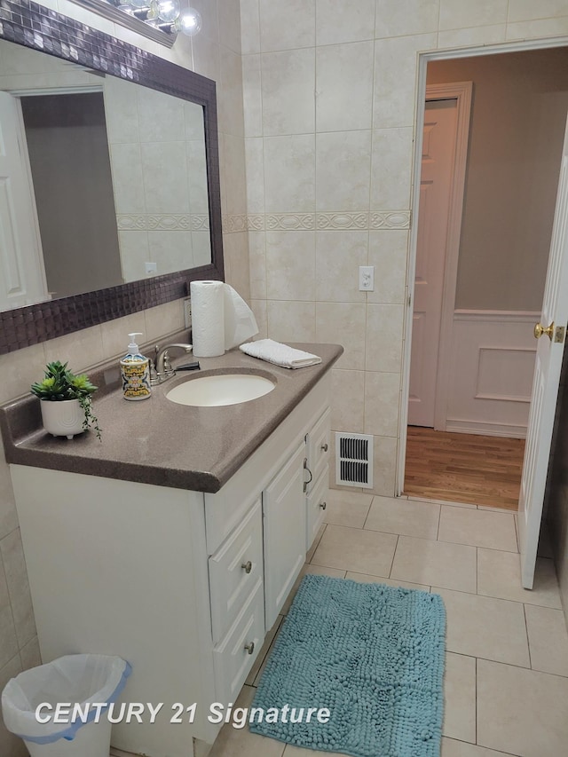 833 Coutant St, Flushing, MI 48433 - photo 17