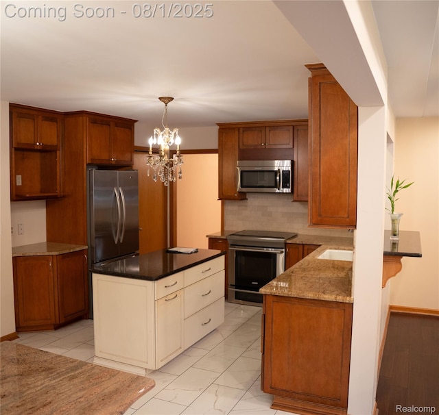 6651 Arlington Dr, West Bloomfield, MI 48322 - photo 40