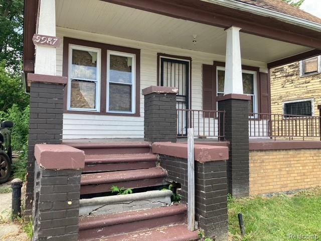 9987 Winthrop St, Detroit, MI 48227 - photo 2