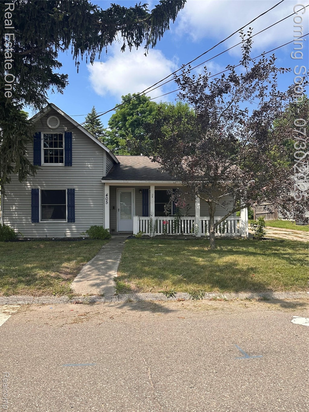 405 Lincoln St, Fenton, MI 48430 - photo 1