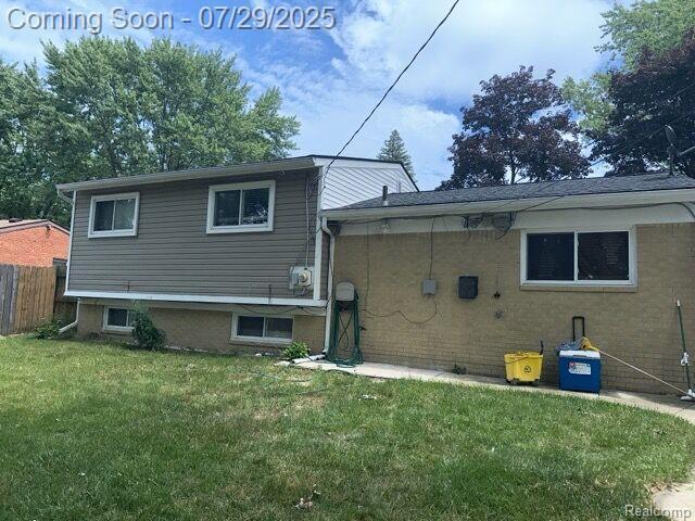 22025 Ontaga St, Farmington Hills, MI 48336 - photo 1