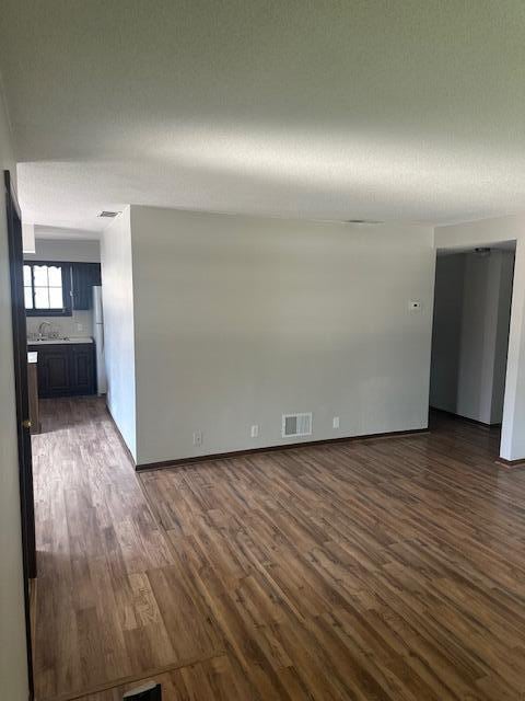 906 Mills Ave, Muskegon, MI 49445 - photo 16