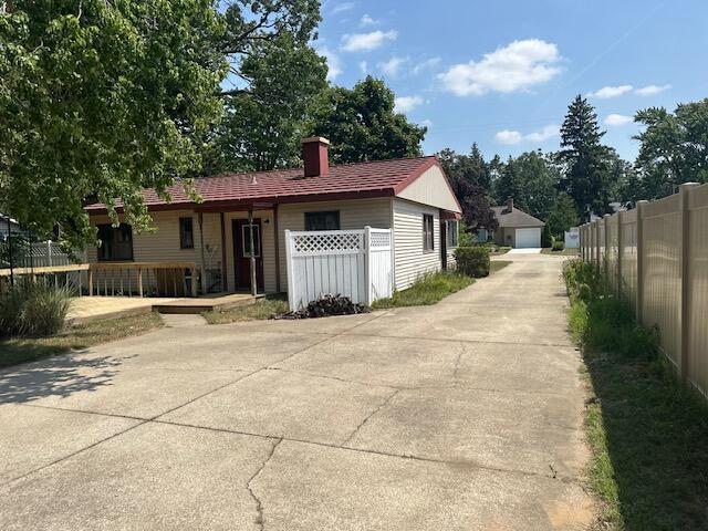 906 Mills Ave, Muskegon, MI 49445 - photo 8