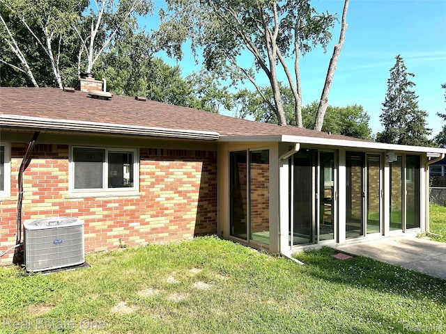 23325 Beech Rd, West Bloomfield, MI 48033 - photo 39