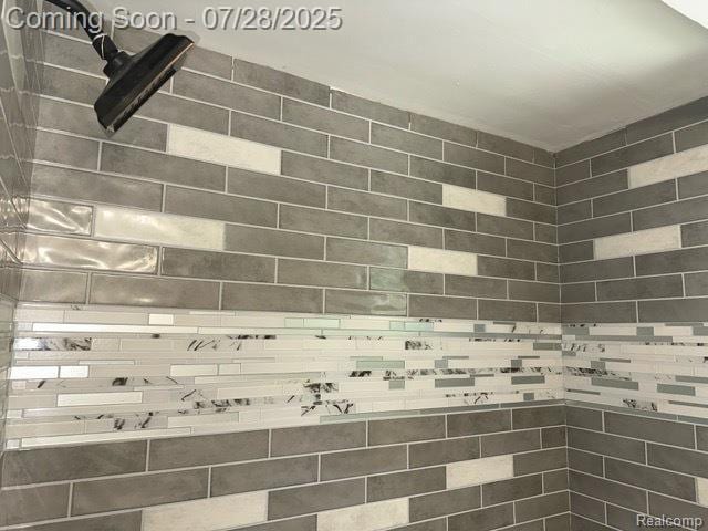 14305 Stout St, Livonia, MI 48223 - photo 5
