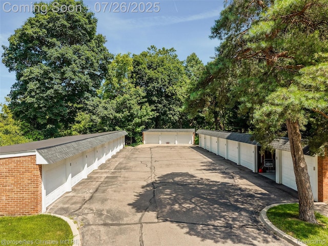 24 Barbour Ln Unit 3, Bloomfield Hills, MI 48304 - photo 47