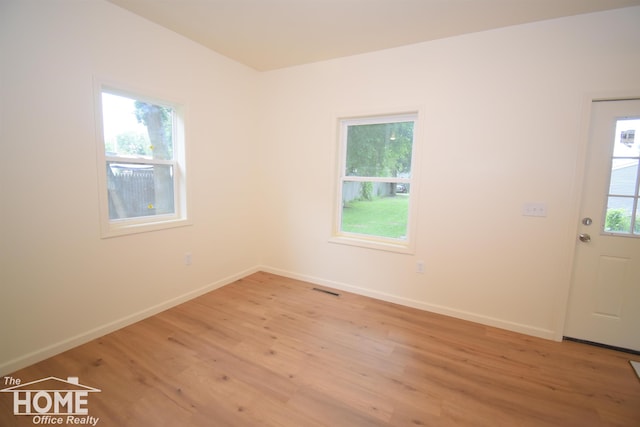 519 E Mason St, Owosso, MI 48867 - photo 5
