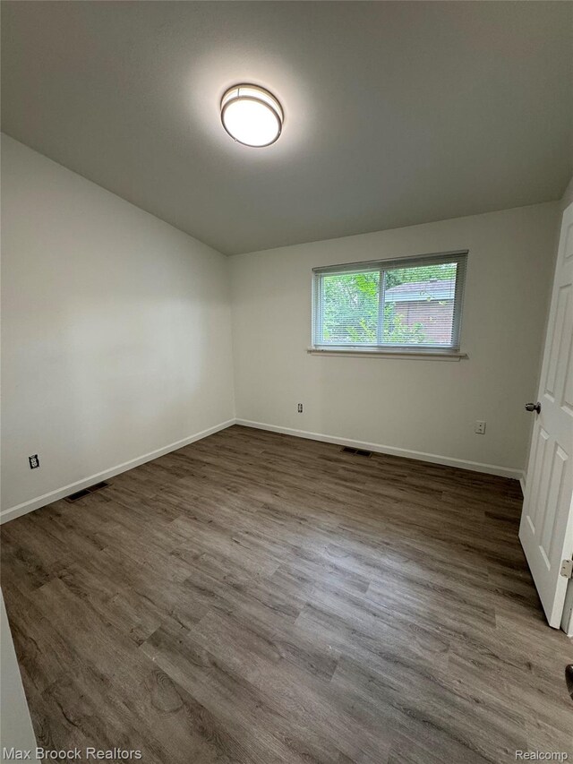 29234 Fairfax St, Southfield, MI 48076 - photo 13