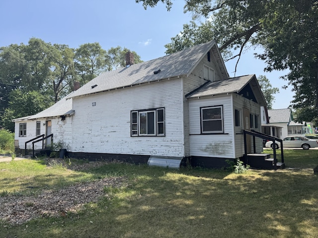 2202 Hoyt St, Muskegon Heights, MI 49444 - photo 2