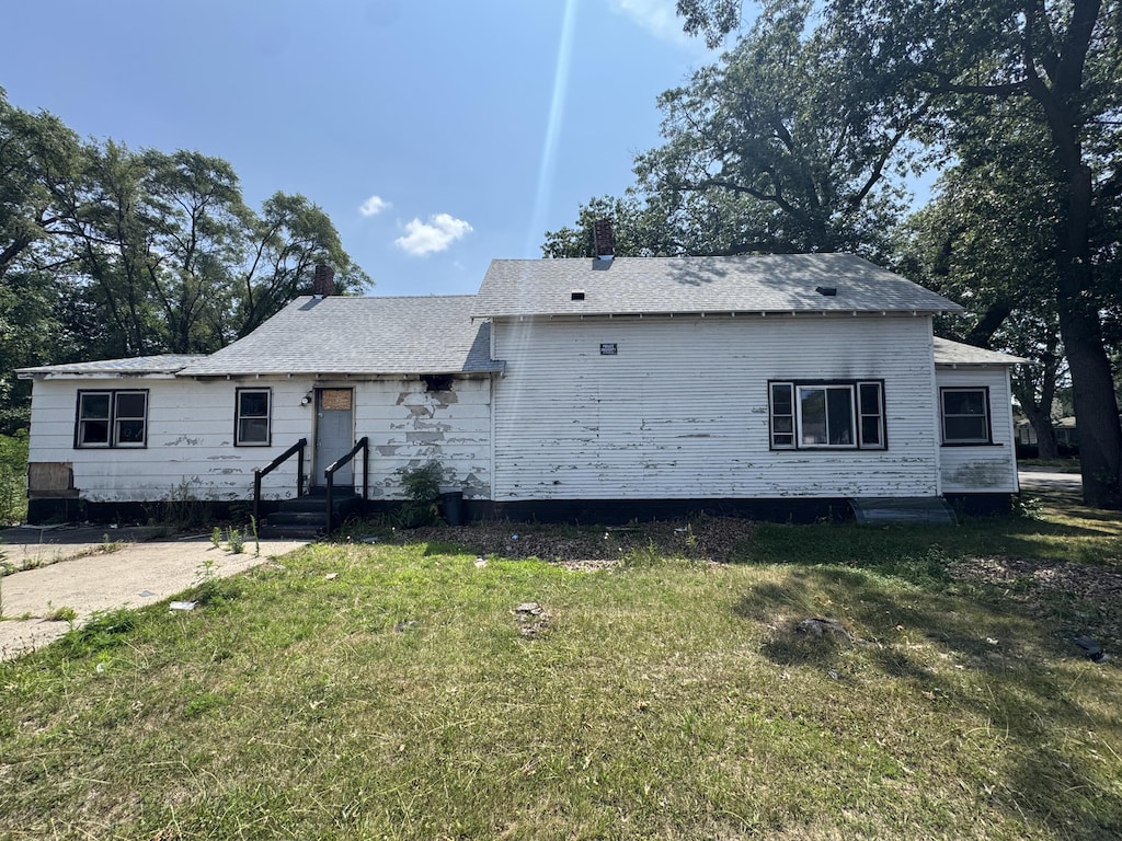 2202 Hoyt St, Muskegon Heights, MI 49444 - photo 3