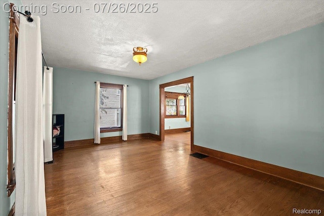 118 Jennett St, Owosso, MI 48867 - photo 4