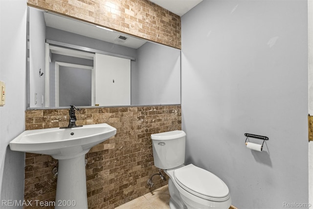 28118 Gettysburg St, Farmington Hills, MI 48331 - photo 32