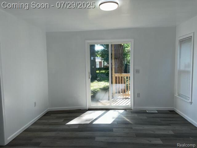 5225 Three Mile Dr, Detroit, MI 48224 - photo 3