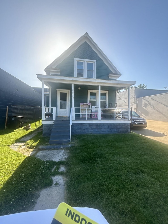 18576 Jefferson, Riverview, MI 48193 - photo 1
