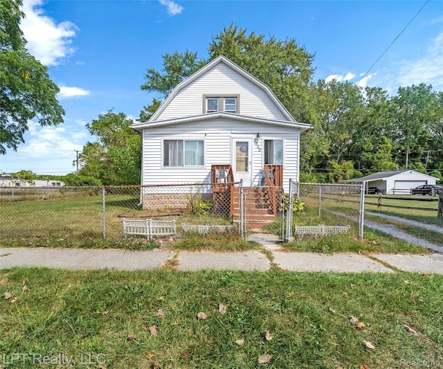 1529 Oak St, Monroe, MI 48161 - photo 1