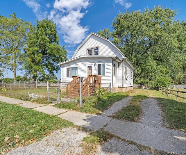 1529 Oak St, Monroe, MI 48161 - photo 3