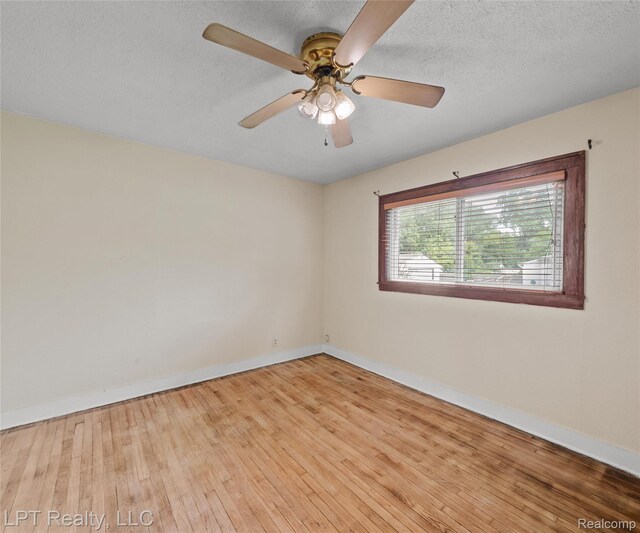 1529 Oak St, Monroe, MI 48161 - photo 11