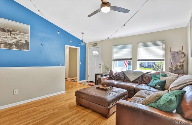 9809 Horton St, Livonia, MI 48150 - photo 5