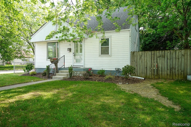 26340 Chippendale St, Roseville, MI 48066 - photo 2