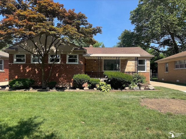 6365 Kolb Rd, Allen Park, MI 48101 - photo 1