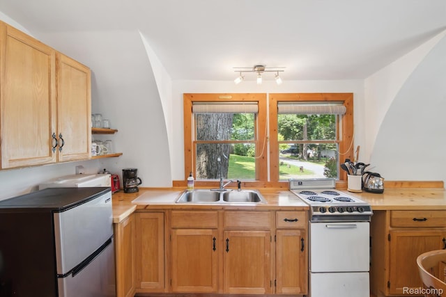 2319 Lakeview Dr, Brooklyn, MI 49230 - photo 8