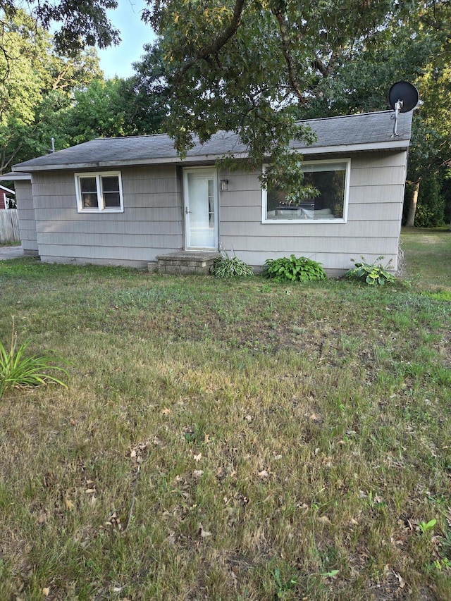 3121 Macarthur Rd, Muskegon, MI 49442 - photo 4