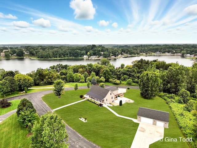 12337 Plantation Ct, Belding, MI 48809 - photo 2