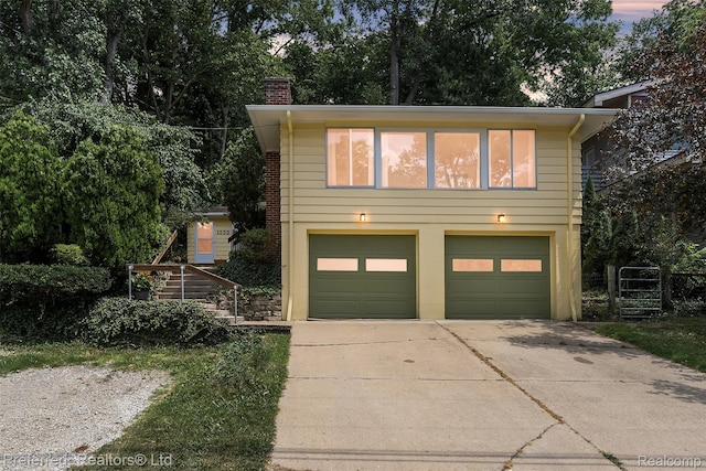 1558/1560 W Jones Dr SW, Ann Arbor, MI 48105 - photo 1