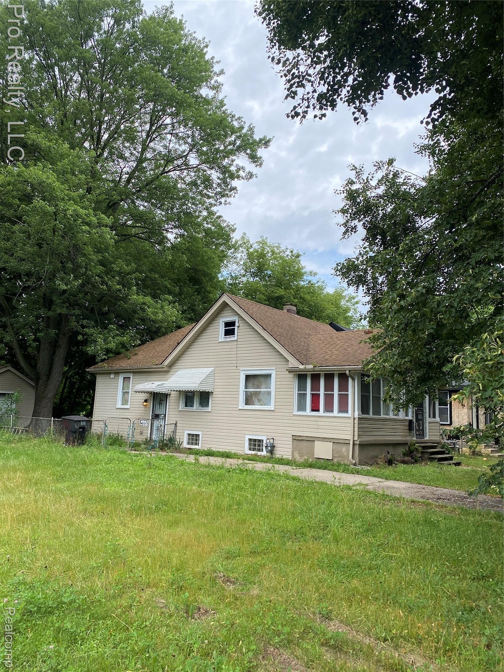 14931 Rockdale St, Detroit, MI 48223 - photo 3