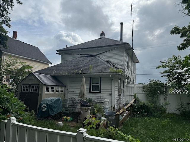 417 N Mill St, Clio, MI 48420 - photo 3