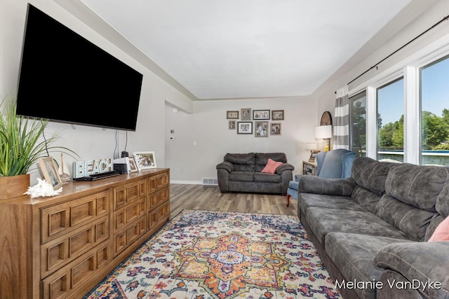 285 Jeffrey St NE, Cedar Springs, MI 49319 - photo 5
