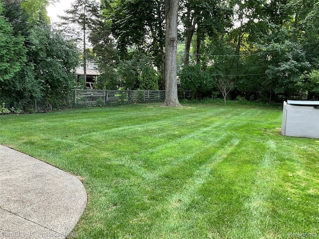 216 Woodside Rd, Royal Oak, MI 48073 - photo 36