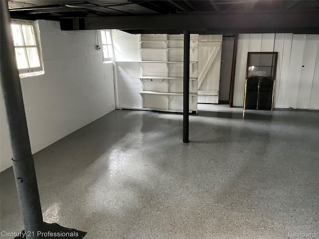 216 Woodside Rd, Royal Oak, MI 48073 - photo 30