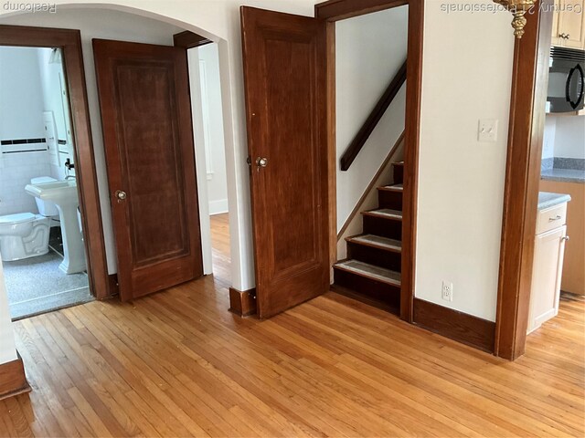 216 Woodside Rd, Royal Oak, MI 48073 - photo 8