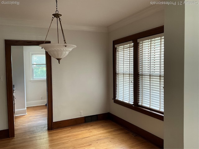 216 Woodside Rd, Royal Oak, MI 48073 - photo 6