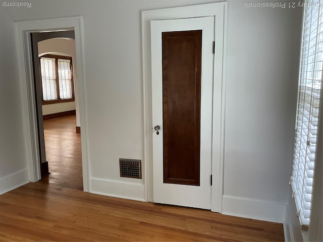 216 Woodside Rd, Royal Oak, MI 48073 - photo 15
