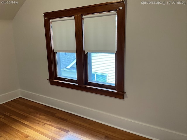 216 Woodside Rd, Royal Oak, MI 48073 - photo 27