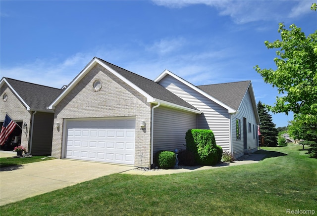 10229 Primrose Dr, Davison, MI 48423 - photo 1