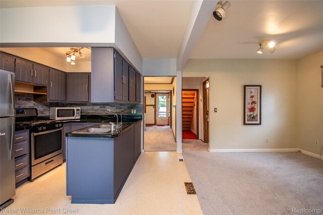 6903 Dandison Blvd, West Bloomfield, MI 48324 - photo 13