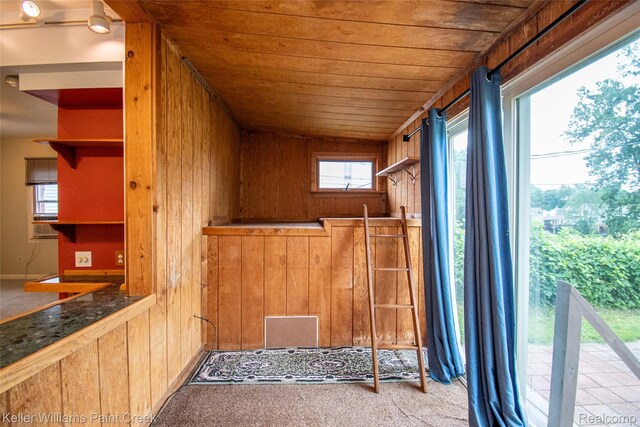 6903 Dandison Blvd, West Bloomfield, MI 48324 - photo 24
