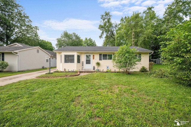 739 Mildred Ave, Temperance, MI 48182 - photo 1