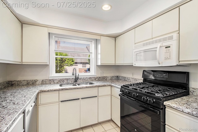3040 Helen Ct, Royal Oak, MI 48073 - photo 9