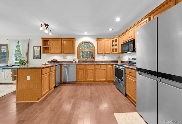 573 Nakomis Trl, Lake Orion, MI 48362 - photo 26